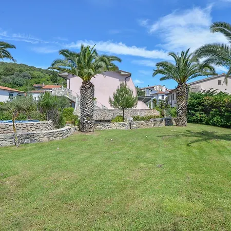 Castle Pila (Livorno)