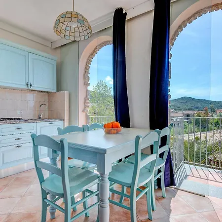 Castle Apartman *